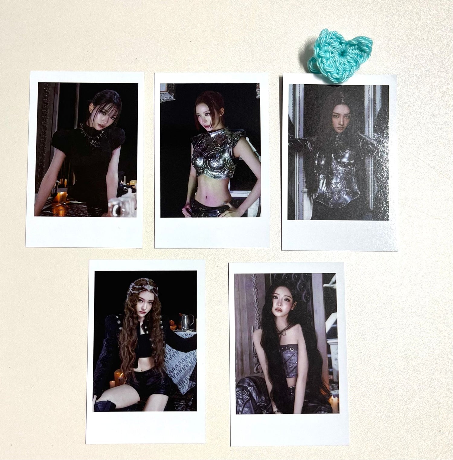 MEOVV - BITE NOW - Ktown4U POB (MEOVV Ver.)